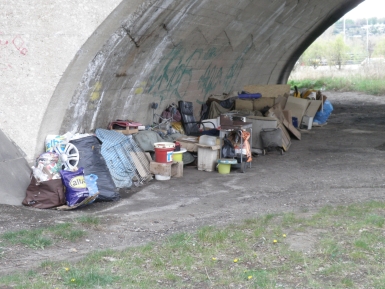 48,80 LB - ern skldka a sdla bezdomovc pod Libeskm m.